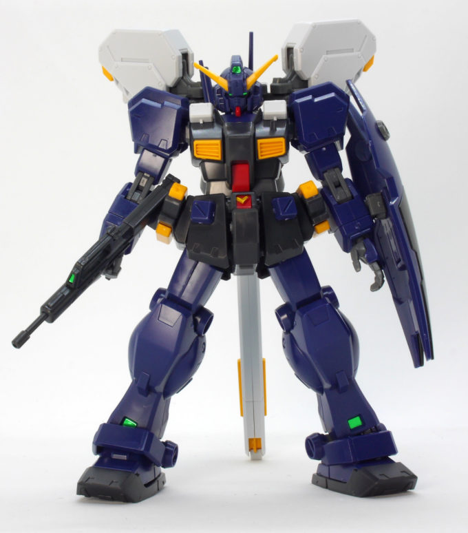 HGUCガンダム TR-1［ヘイズル2号機］のガンプラレビュー画像です