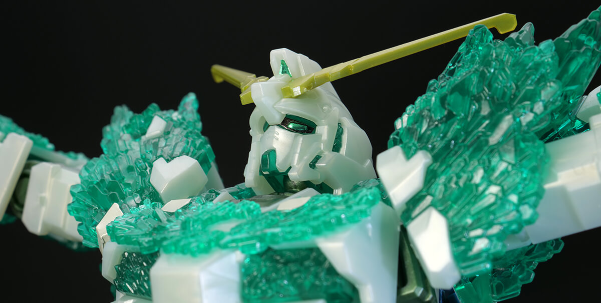 ガンプラ】HG ガンダムベース限定 ユニコーンガンダム(光の結晶体) レビュー | ポッチのガンプラ＋