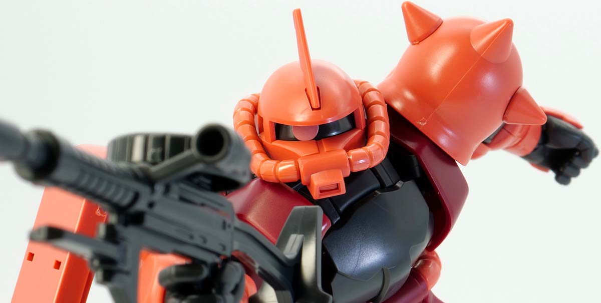 HGUCシャア専用ザクII（新作）のガンプラレビュー画像です