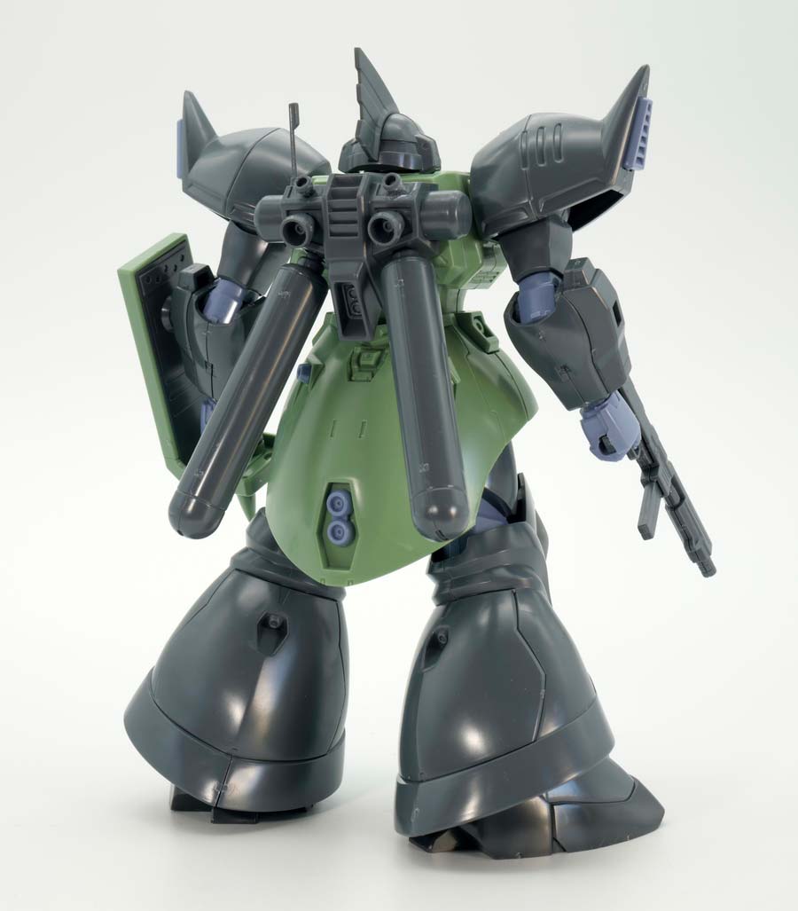 HGゲルググマリーネのガンプラレビュー画像です