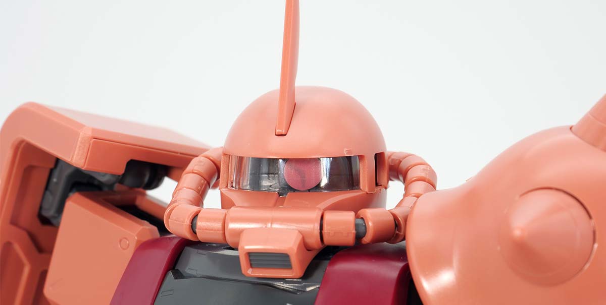 MGシャア専用ザク Ver.2.0のガンプラレビュー画像です