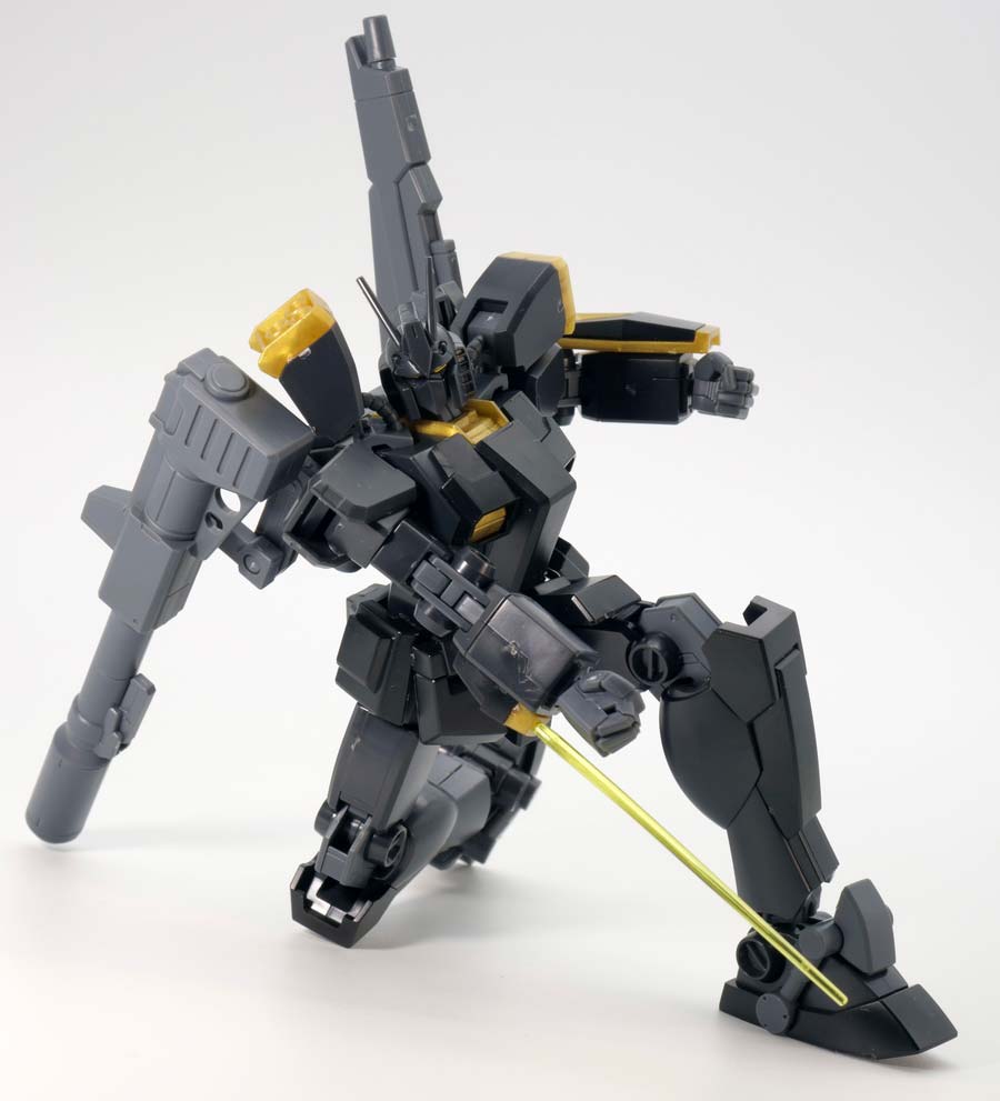 HG ライトニングブラックウォーリア 塗装完成品