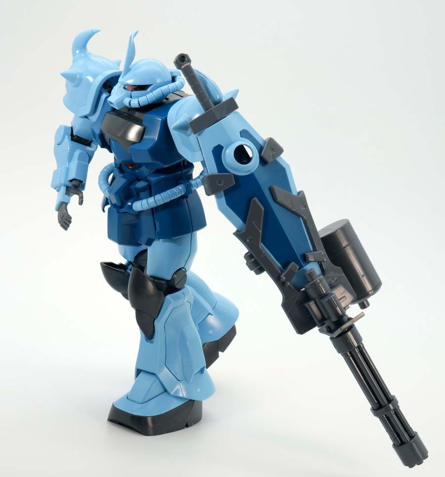 MGグフカスタムのガンプラレビュー画像です