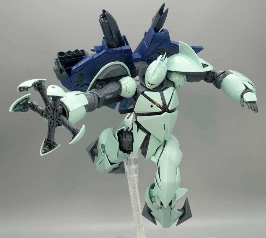 MG ターンXのガンプラレビュー画像です