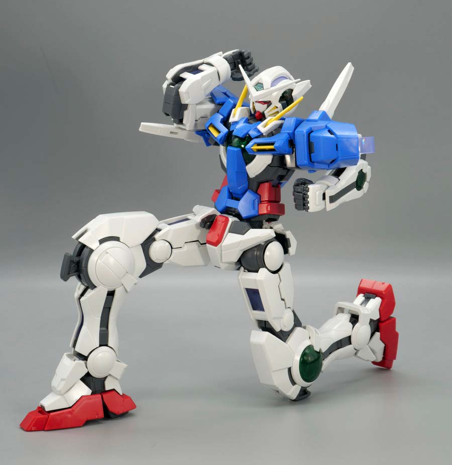 バンダイMG ガンダムエクシア - 模型