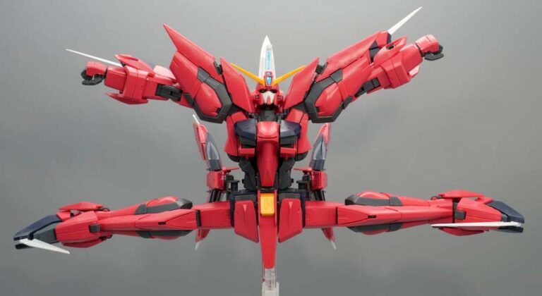 【未開封】1/100 MG GAT-X303 イージスガンダム(クリアカラー) MG 1/100 イージスガンダム [クリアカラー] − 商品情報｜THE