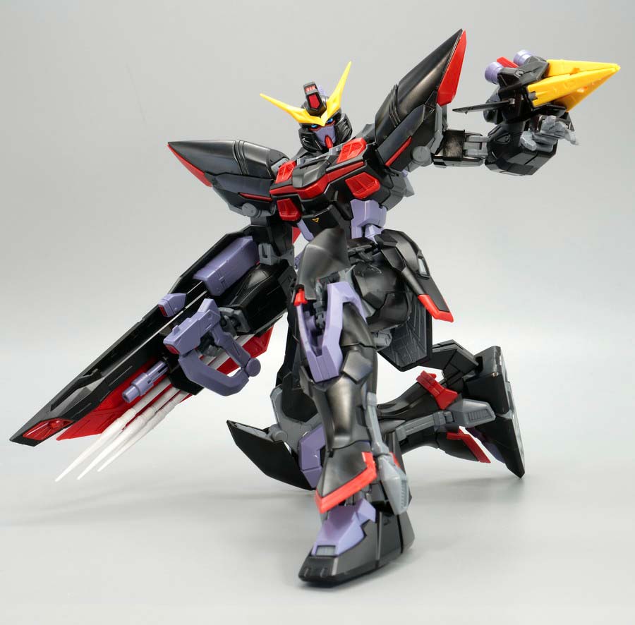 MGブリッツガンダムのガンプラレビュー画像です