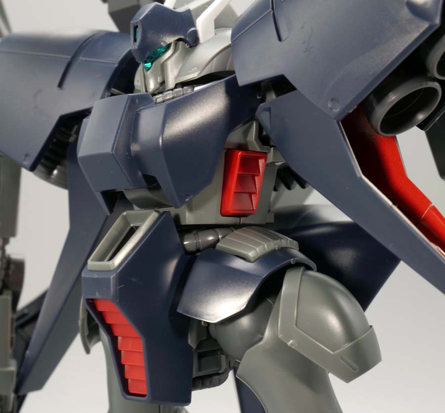 HGバイアラン・カスタム２号機（バンデシネ版）のガンプラレビュー画像です