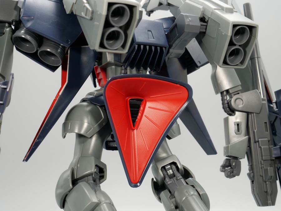 HGバイアラン・カスタム２号機（バンデシネ版）のガンプラレビュー画像です