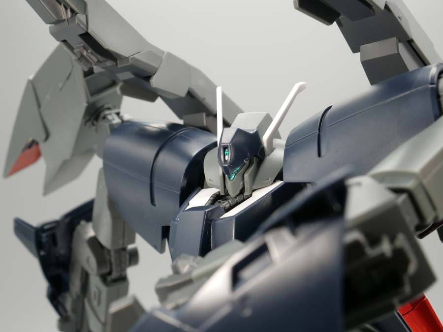 HGバイアラン・カスタム２号機（バンデシネ版）のガンプラレビュー画像です