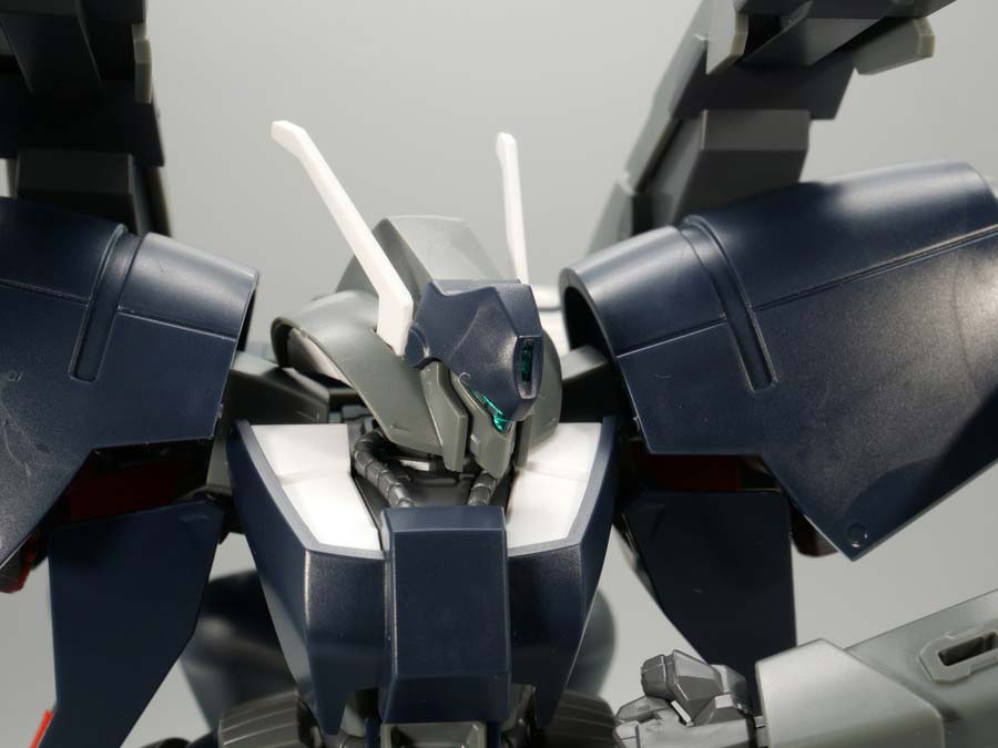 HGバイアラン・カスタム２号機（バンデシネ版）のガンプラレビュー画像です