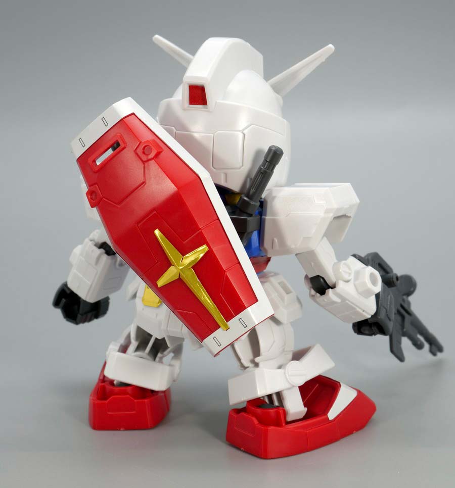 EXスタンダード RX-78-2ガンダムのガンプラレビュー画像です