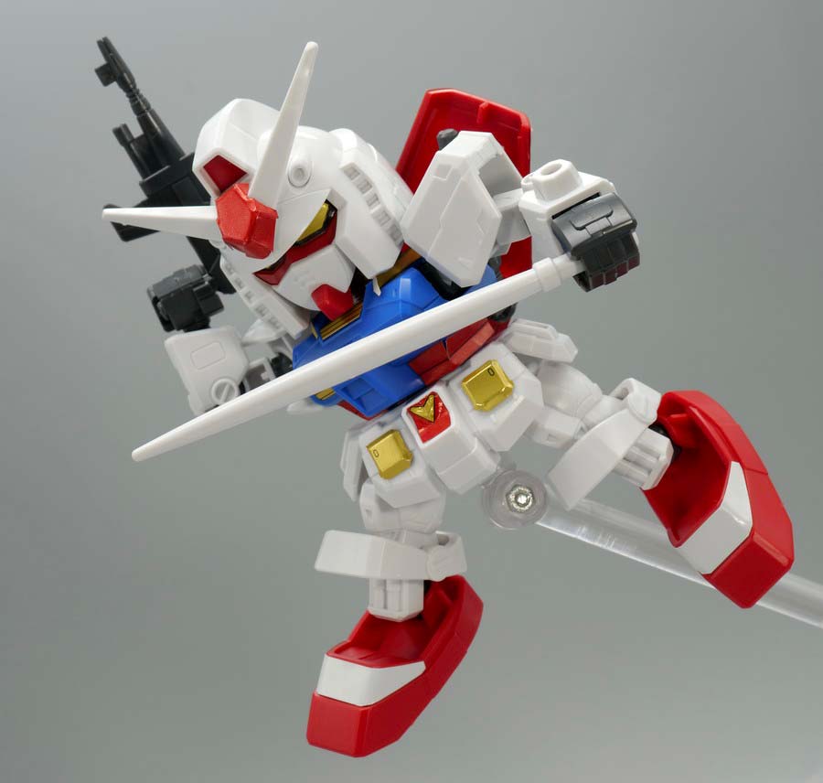 EXスタンダード RX-78-2ガンダムのガンプラレビュー画像です