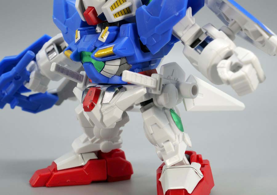 EXスタンダード ガンダムエクシアのガンプラレビュー画像です