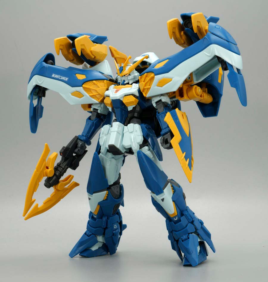 HGガンダムバーンレプオスのガンプラレビュー画像です