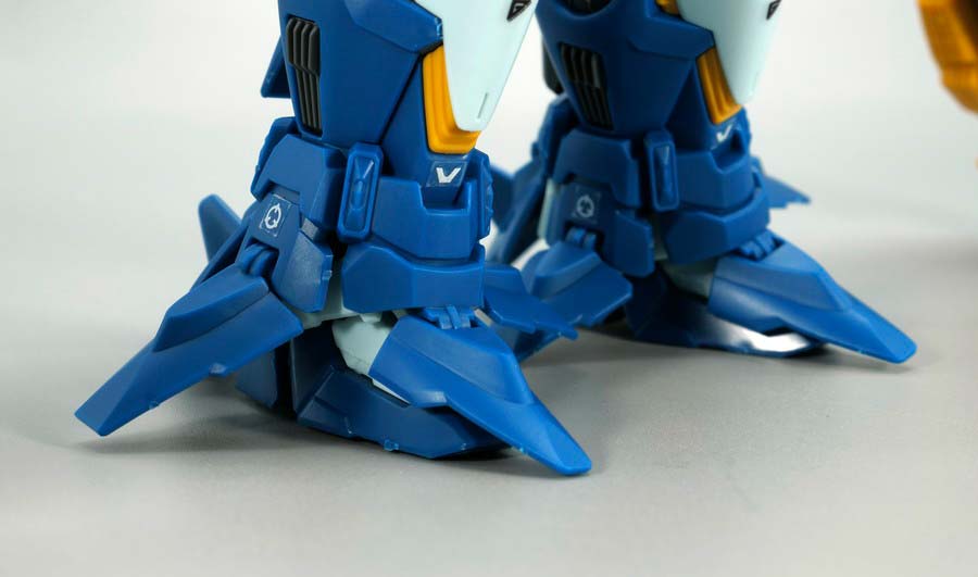 HGガンダムバーンレプオスのガンプラレビュー画像です