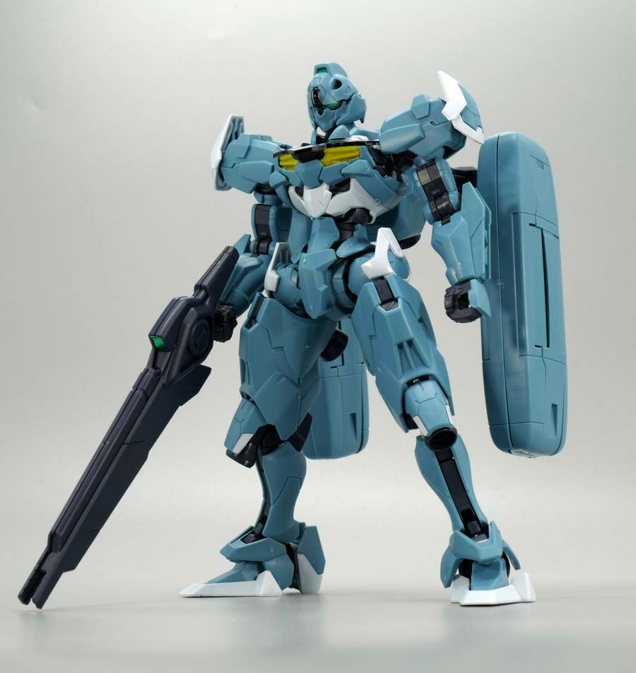 HGガンダムルブリス量産試作モデルのガンプラレビュー画像です