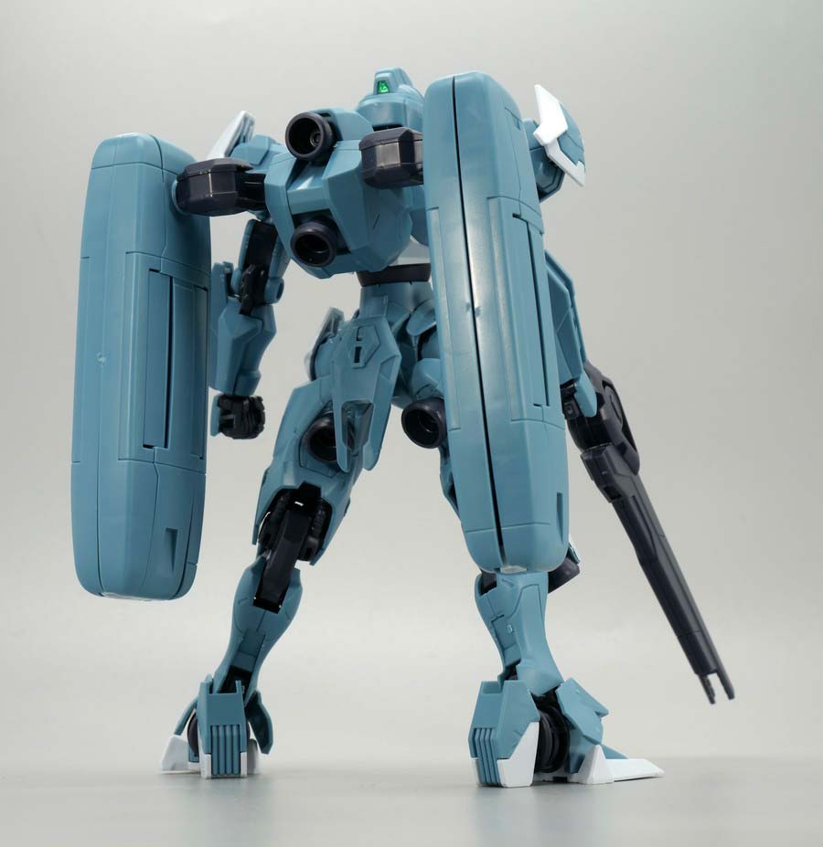 HGガンダムルブリス量産試作モデルのガンプラレビュー画像です