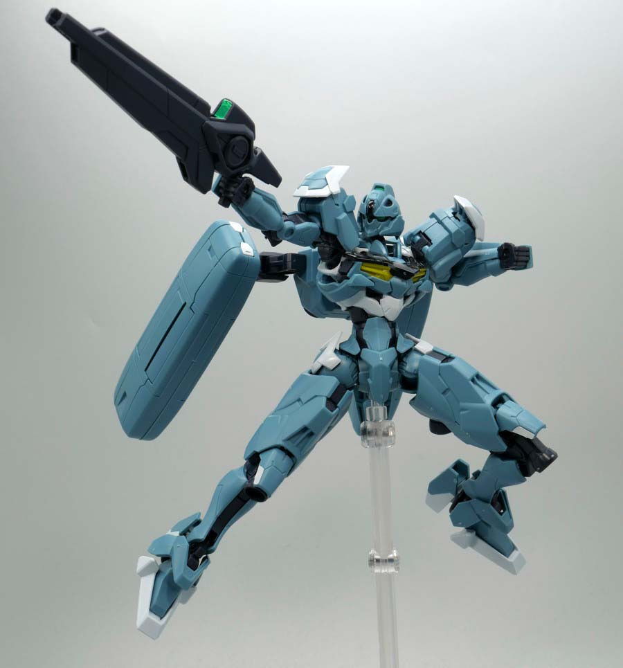 HGガンダムルブリス量産試作モデルのガンプラレビュー画像です