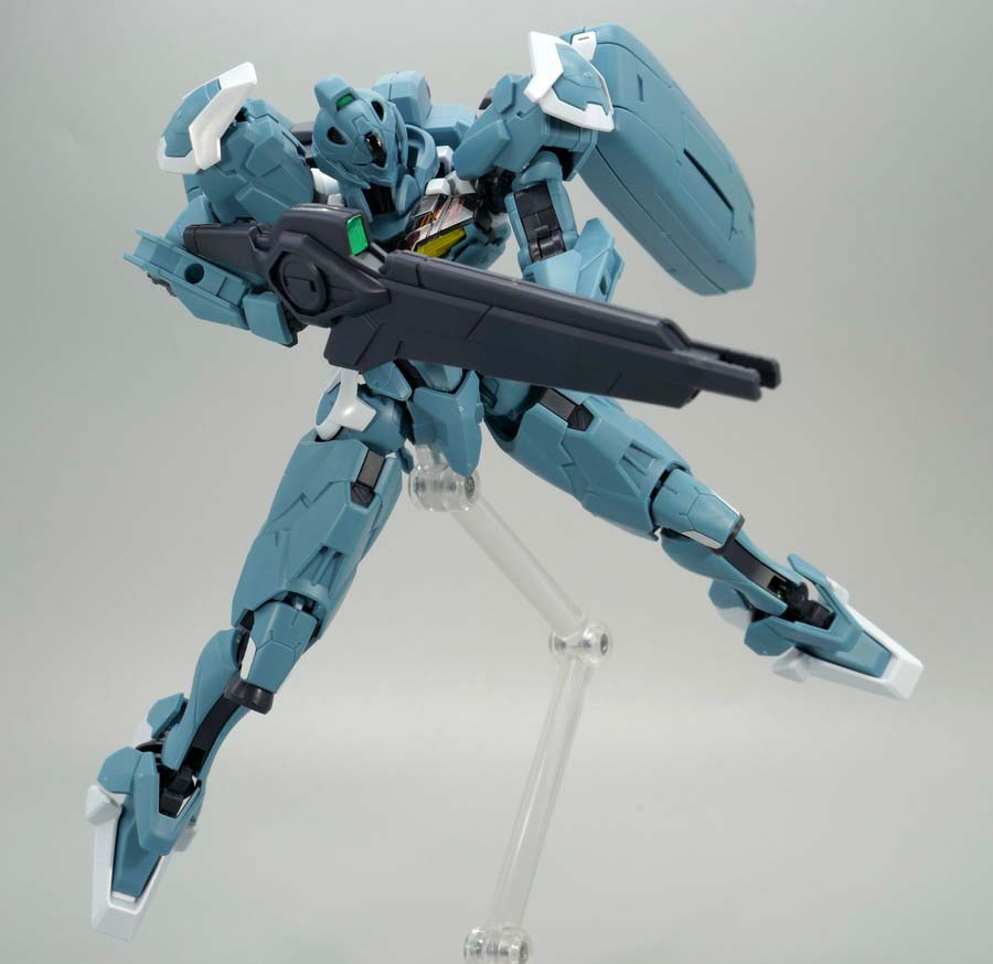 HGガンダムルブリス量産試作モデルのガンプラレビュー画像です