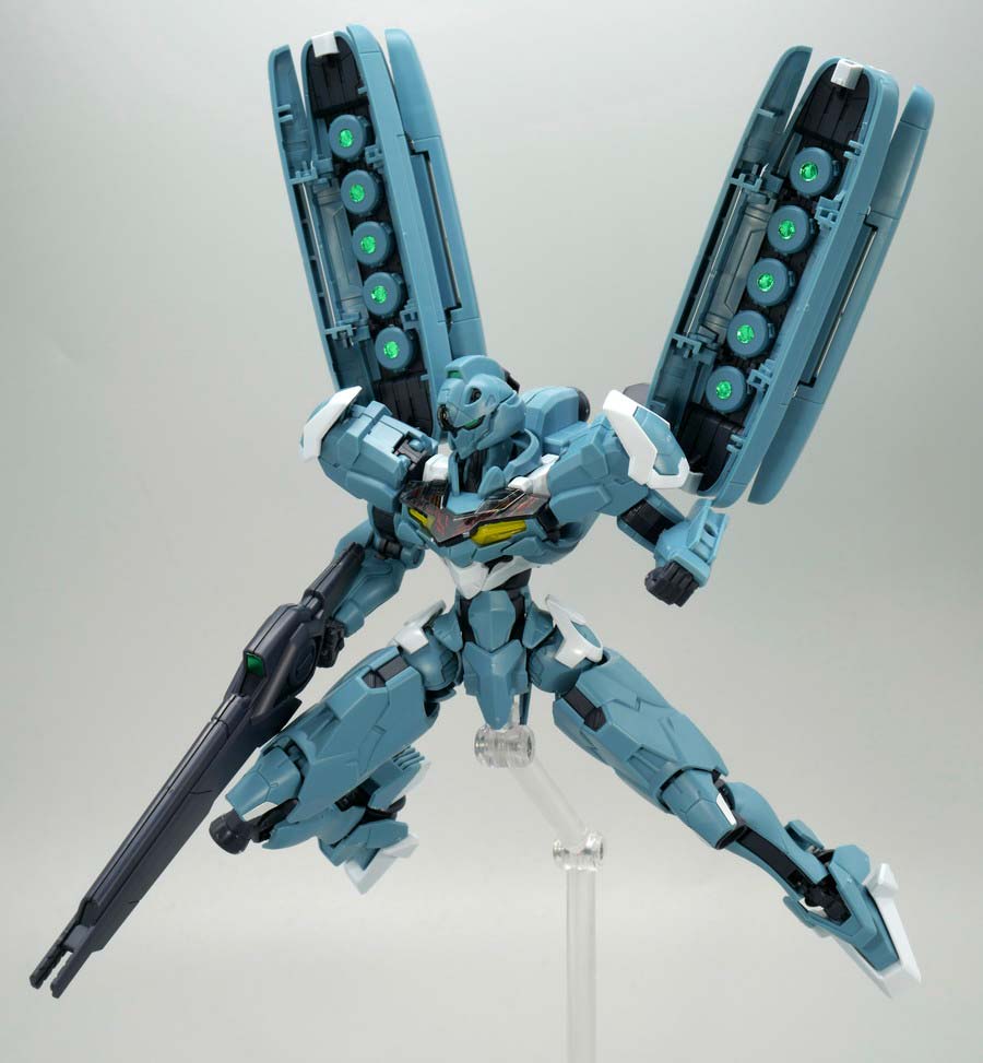 HGガンダムルブリス量産試作モデルのガンプラレビュー画像です