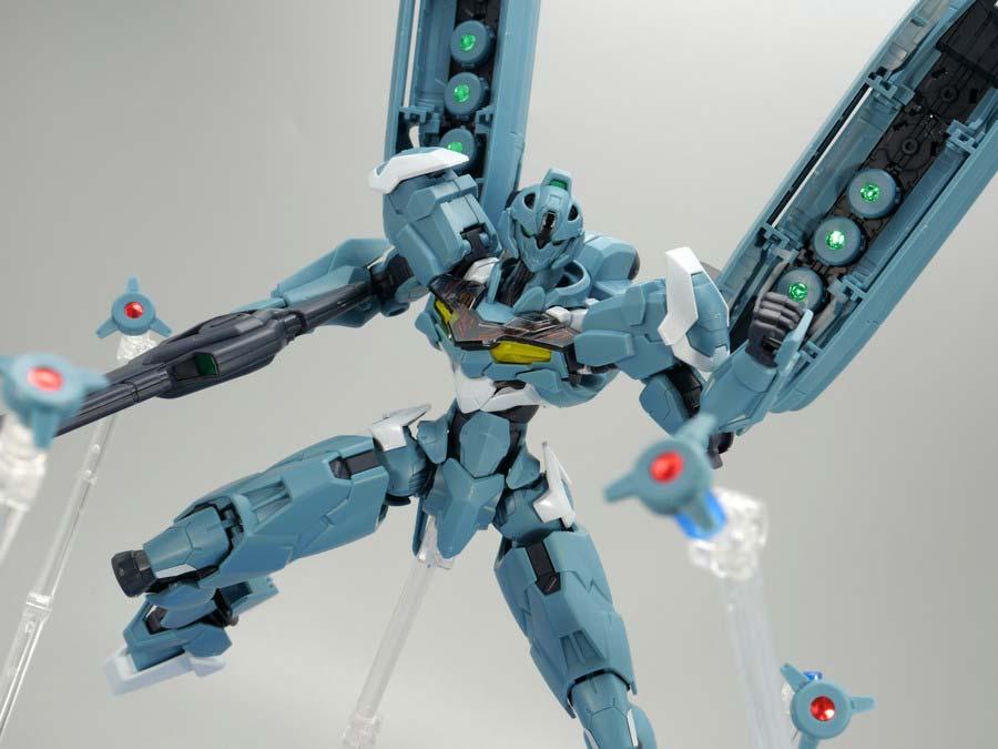 HGガンダムルブリス量産試作モデルのガンプラレビュー画像です