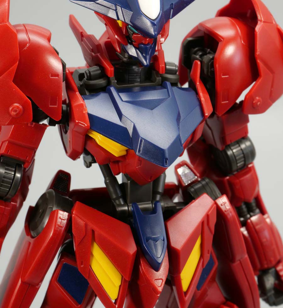 HGガンダムアメイジングバルバトスルプスのガンプラレビュー画像です