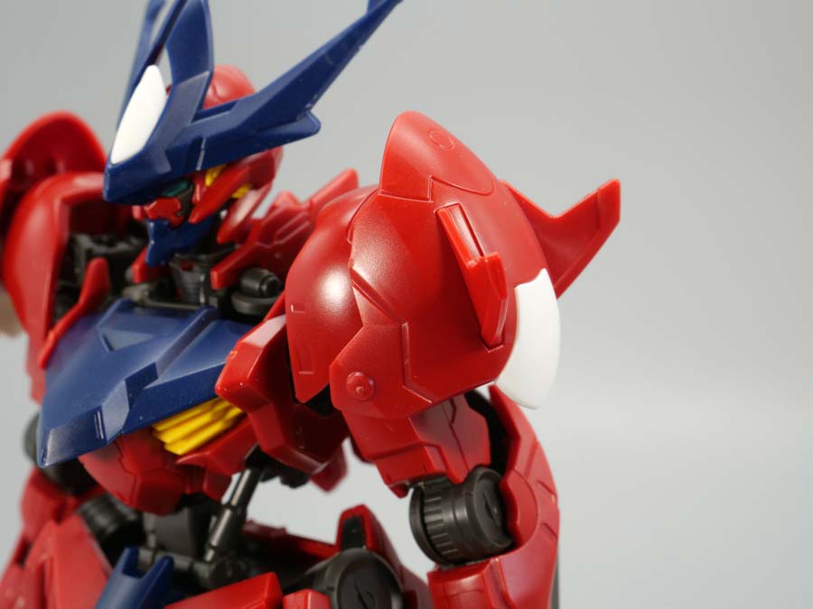 HGガンダムアメイジングバルバトスルプスのガンプラレビュー画像です