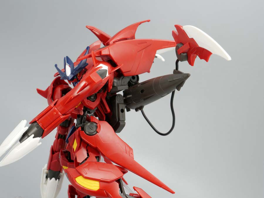 HGガンダムアメイジングバルバトスルプスのガンプラレビュー画像です