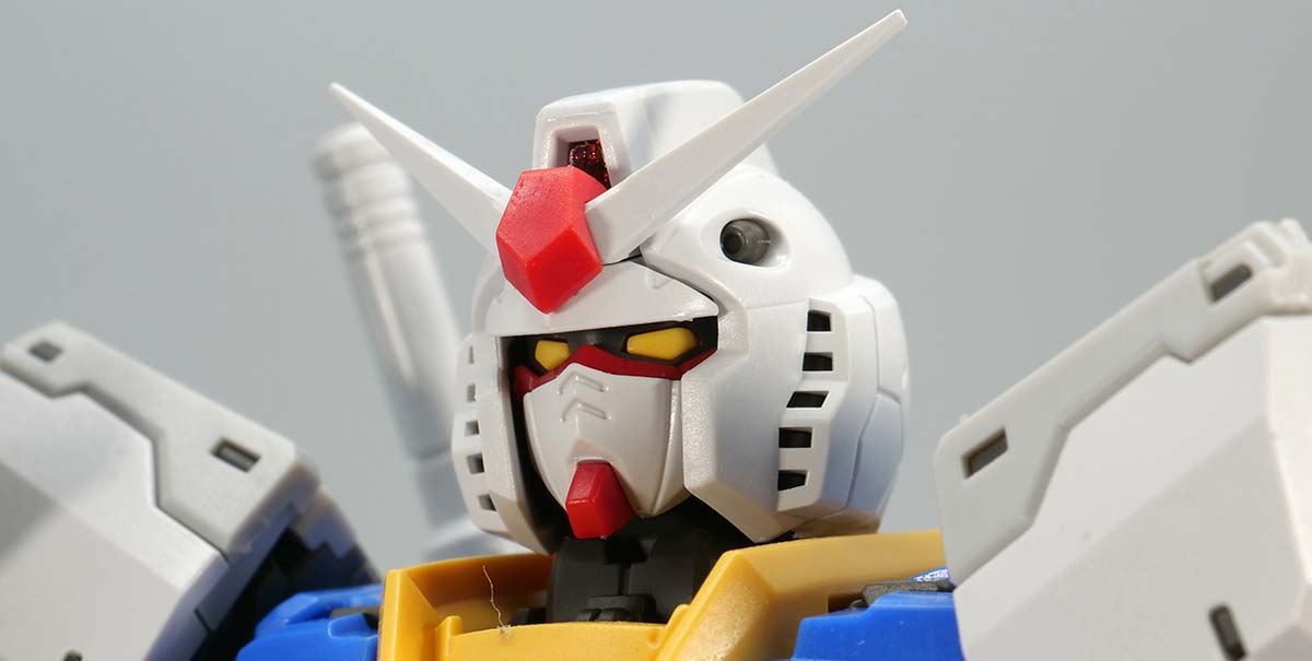 RG RX-78-2 ガンダム Ver.2.0のガンプラレビュー画像です