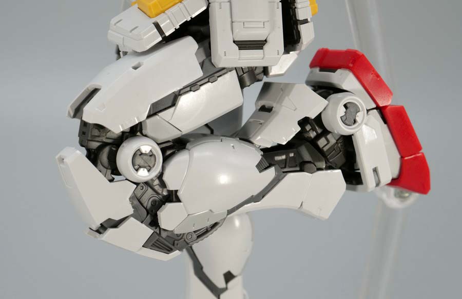 RG RX-78-2 ガンダム Ver.2.0のガンプラレビュー画像です