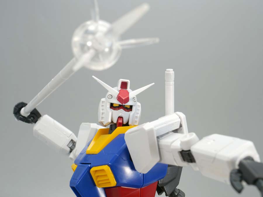 MG RX-78-2ガンダム Ver.1.5のガンプラレビュー画像です