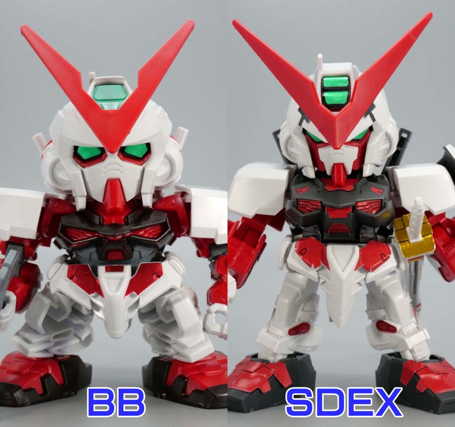 BB戦士とEXスタンダード ガンダムアストレイレッドフレームの比較ガンプラ画像です