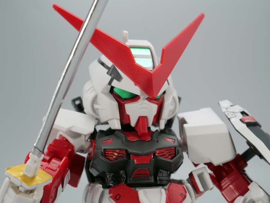 EXスタンダード ガンダムアストレイレッドフレームのガンプラレビュー画像です