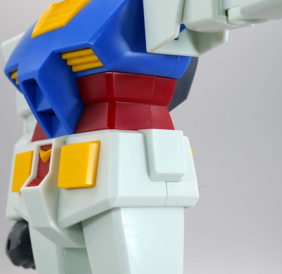 ベストメカコレクション 1/144 RX-78-2 ガンダム (REVIVAL Ver.)のガンプラレビュー画像です