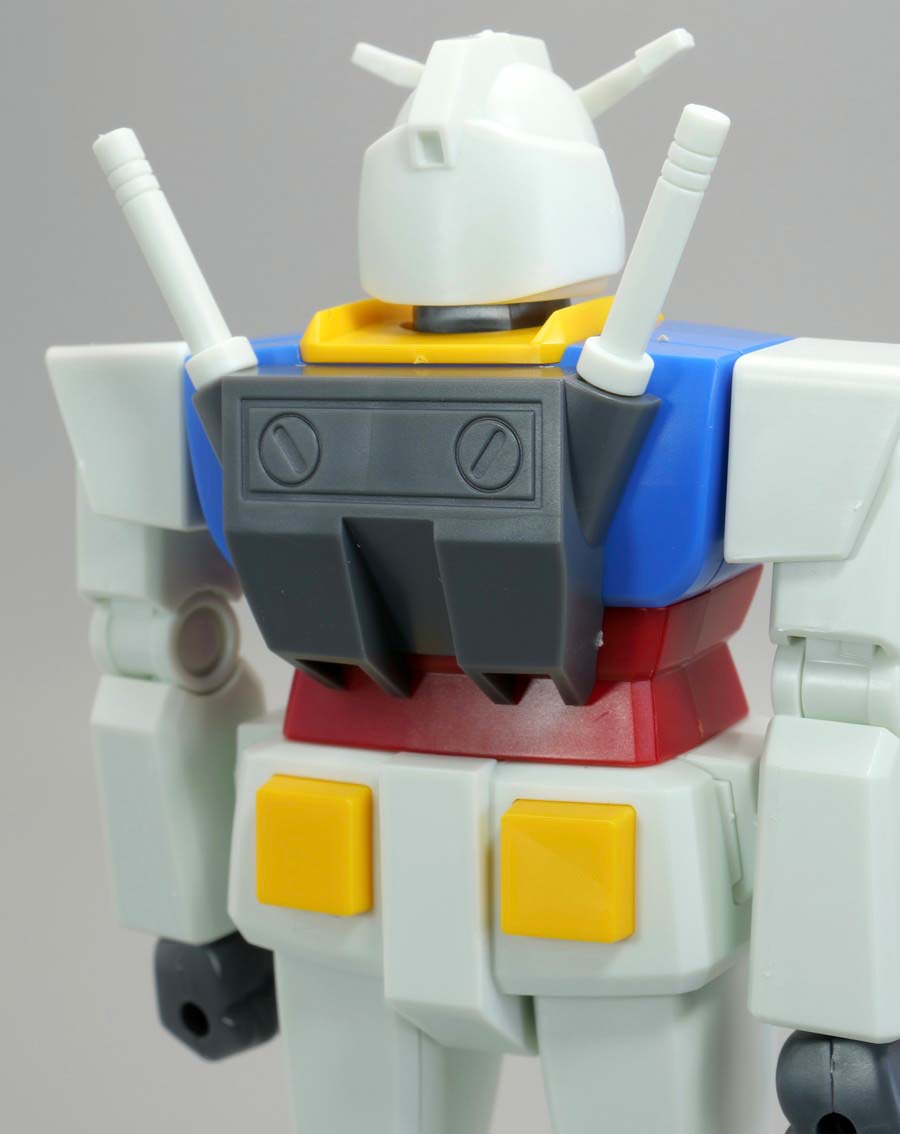 ベストメカコレクション 1/144 RX-78-2 ガンダム (REVIVAL Ver.)のガンプラレビュー画像です