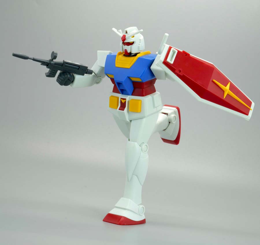 ベストメカコレクション 1/144 RX-78-2 ガンダム (REVIVAL Ver.)のガンプラレビュー画像です