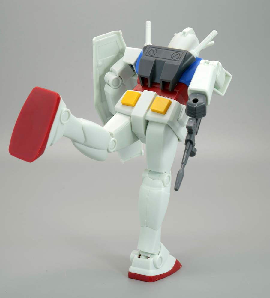 ベストメカコレクション 1/144 RX-78-2 ガンダム (REVIVAL Ver.)のガンプラレビュー画像です