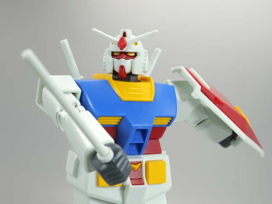 ベストメカコレクション 1/144 RX-78-2 ガンダム (REVIVAL Ver.)のガンプラレビュー画像です