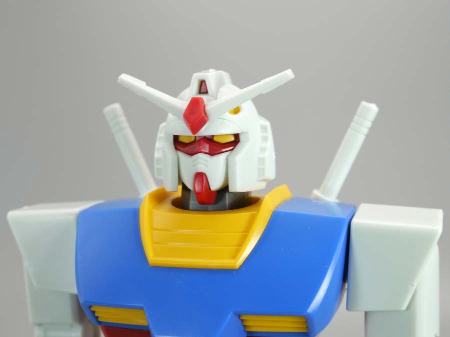 ベストメカコレクション 1/144 RX-78-2 ガンダム (REVIVAL Ver.)のガンプラレビュー画像です