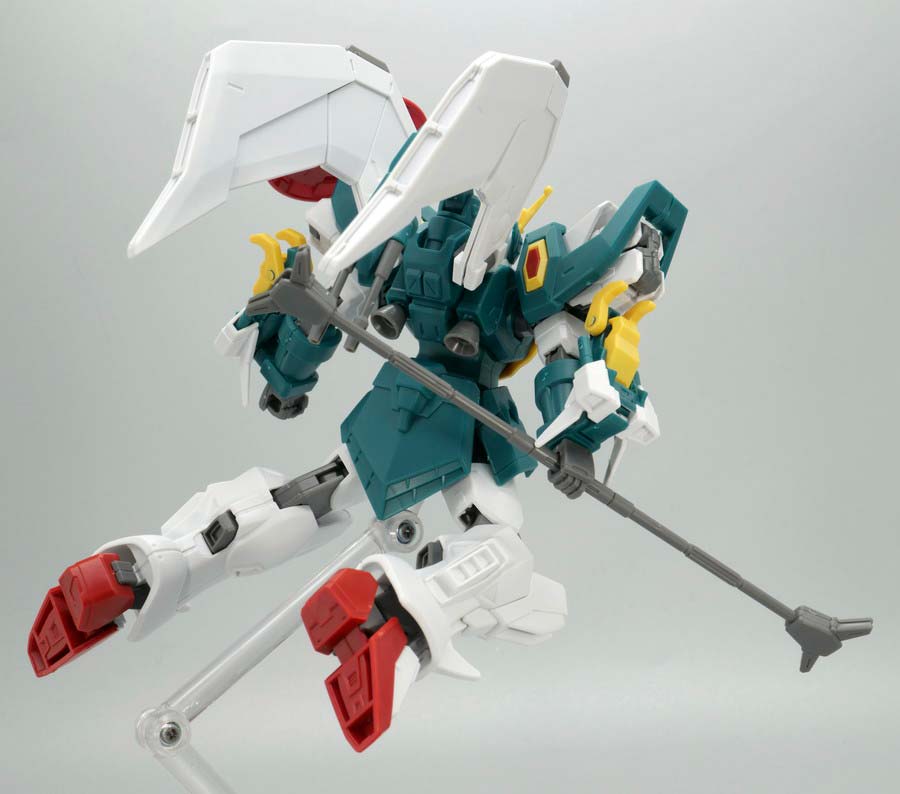 HGACアルトロンガンダムのガンプラレビュー画像です