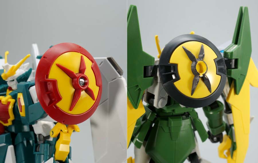 HGACアルトロンガンダムとジーエンアルトロンガンダムの比較ガンプラ画像です