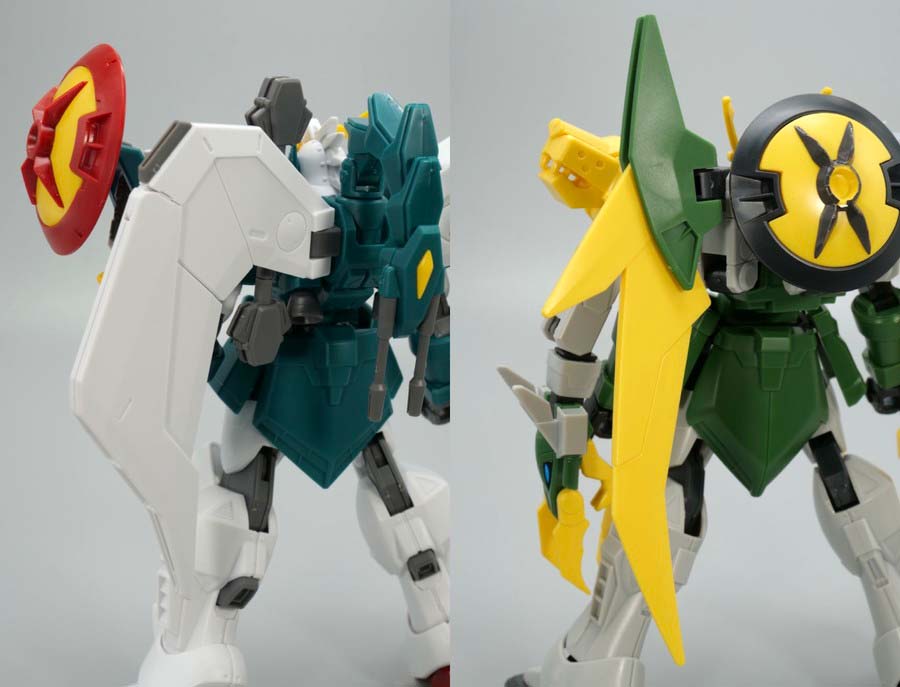 HGACアルトロンガンダムとジーエンアルトロンガンダムの比較ガンプラ画像です