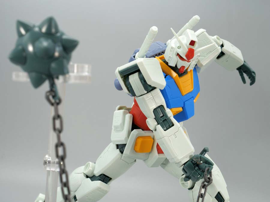 MG 1/100 RX-78-2ガンダム Ver.ONE YEAR WAR 0079 アニメーションカラーバージョンのガンプラレビュー画像です