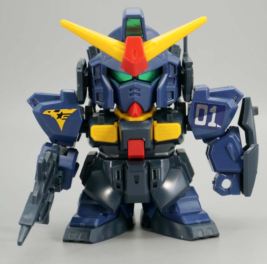 BB戦士ガンダムMk-II ティターンズ仕様のガンプラレビュー画像です