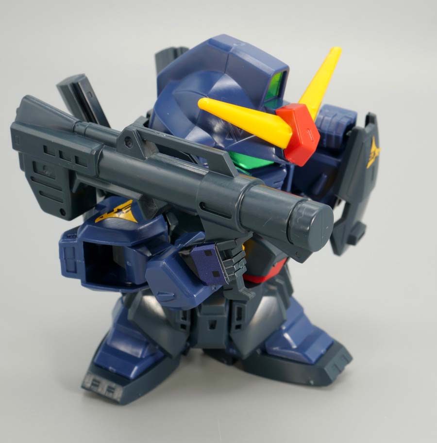 BB戦士ガンダムMk-II ティターンズ仕様のガンプラレビュー画像です