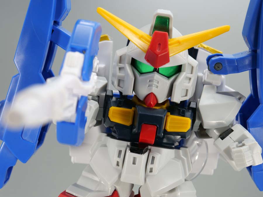 BB戦士227 スーパーガンダムのガンプラレビュー画像です