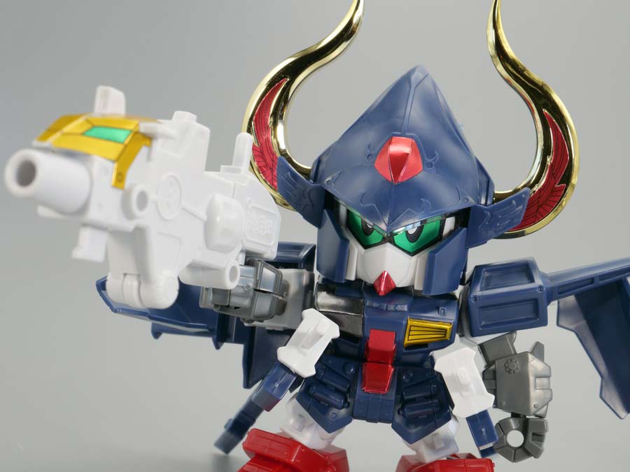 BB戦士 天翔狩人摩亜屈（テンショウカリュウド マークツー）のガンプラレビュー画像です