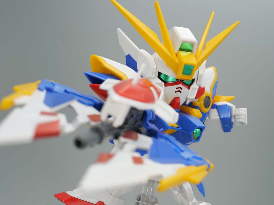 BB戦士ウイングガンダムEWのガンプラレビュー画像です