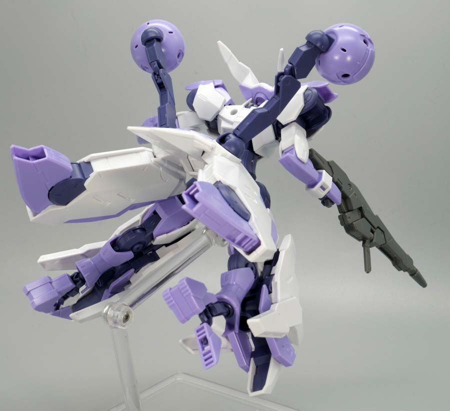 HGベギルベウトルシュ（ケナンジ小隊所属機/リドリック小隊所属機）のガンプラレビュー画像です